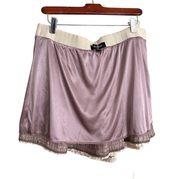 Très Bien USA Y2K Pleated Mini Skirt Lace Trim Romantic Cottagecore Kawaii Style - Picture 8 of 15